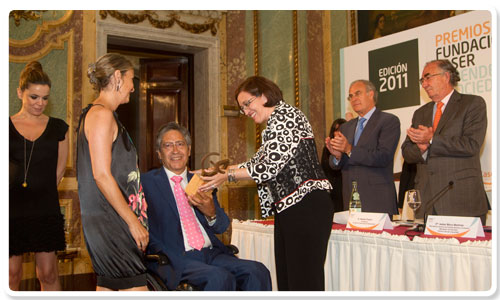 Entrega Premio Excelencia en Dependencia 2011  la Federación Nacional ASPAYM