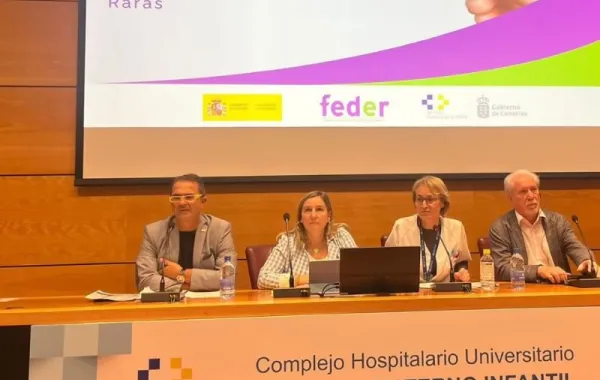 Fotografía del evento I Jornada de Enfermedades Raras en el Complejo Hospitalario Universitario Insular Materno Infantil