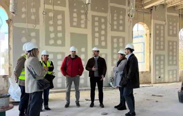  La Conselleria en una ronda de visitas para supervisar sobre el terreno los proyectos de plazas para personas mayores