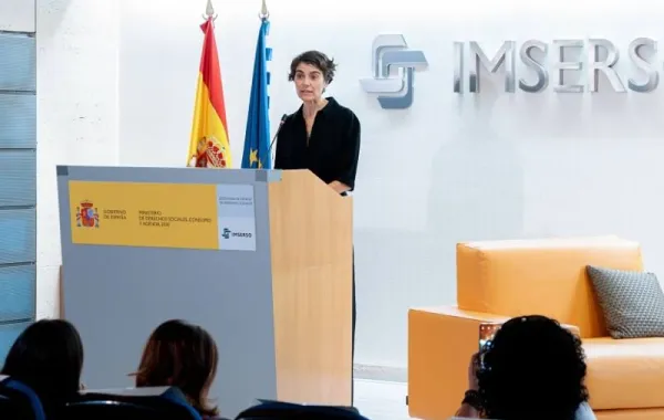 María Rosa Martínez Rodríguez, secretaria de Estado de Derechos Sociales, dando a conocer los datos de este último informe.