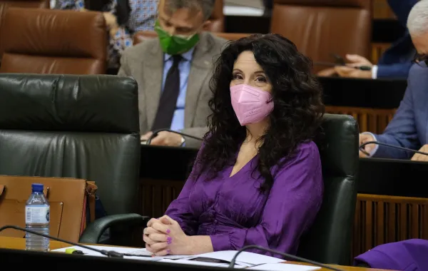 Foto de la Consejera de Asuntos sociales en Andalucía