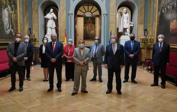 Foto de los integrantes de la plataforma de mayores y pensionistas