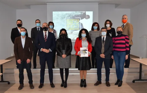 Foto de familia de la consejería de políticas sociales de Andalucia