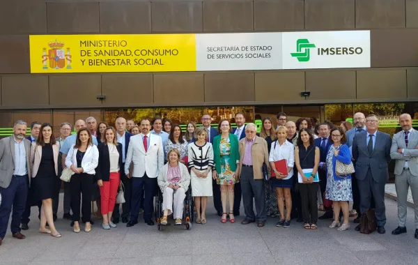 Foto del equipo del ministerio de Sanidad, Consumo y Bienestar Social