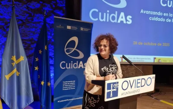 Fotografía de Marta del Arco, consejera de Derechos Sociales y Bienestar, durante el acto de inauguración de las IV Jornada CuidAs