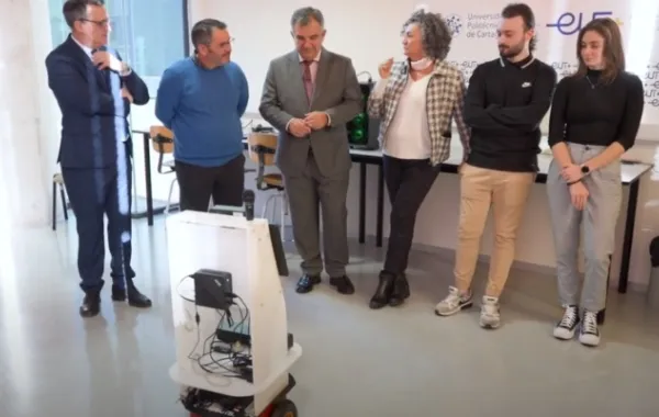 Foto del robot JUNO.