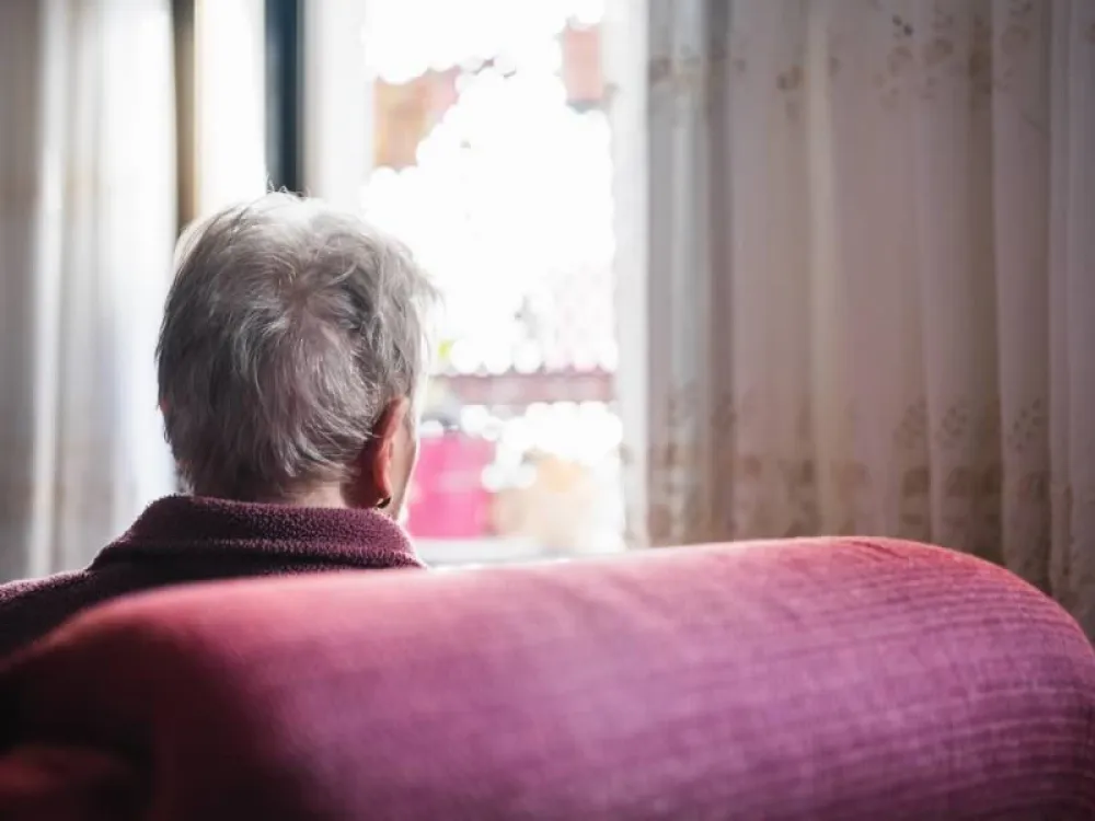 La soledad no deseada tiene un marcado componente geográfico